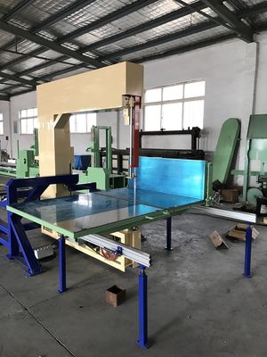 PU Foam Sponge EVA EPE Mesin Pemotong Vertikal Maual Move Moving Platform